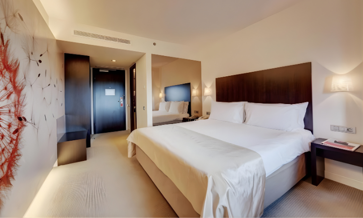 Ramada Plaza 2